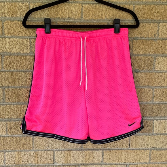 Vintage Nike Women’s Pink Mesh Basketball Shorts 🏀 Size Medium - Picture 3 of 7